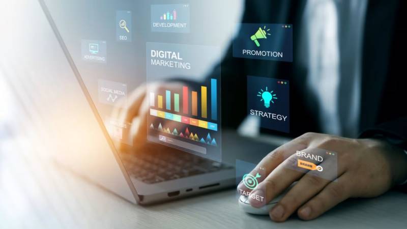 秦皇岛小程序开发：Hotwire和Stimulus如何通过最少的自定义 JavaScript 提供互动性？